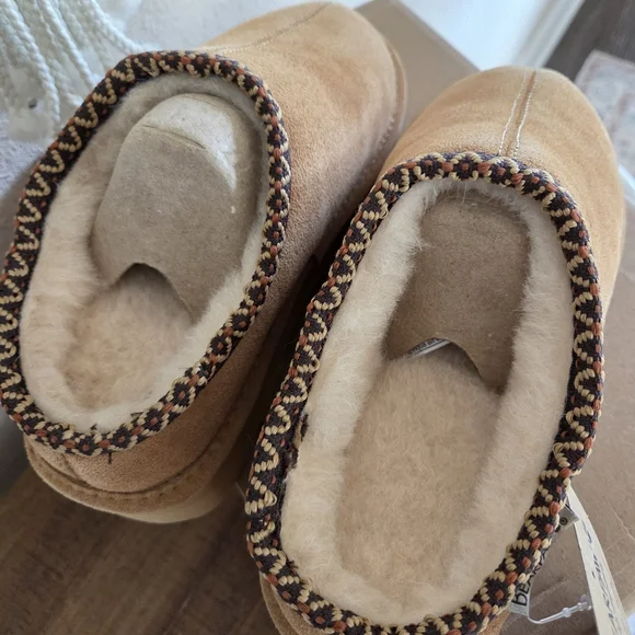 Bearpaw Martis Suede Slippers Slip Ons Size 8 NWT  Iced Coffee $75 - Picture 4 of 10